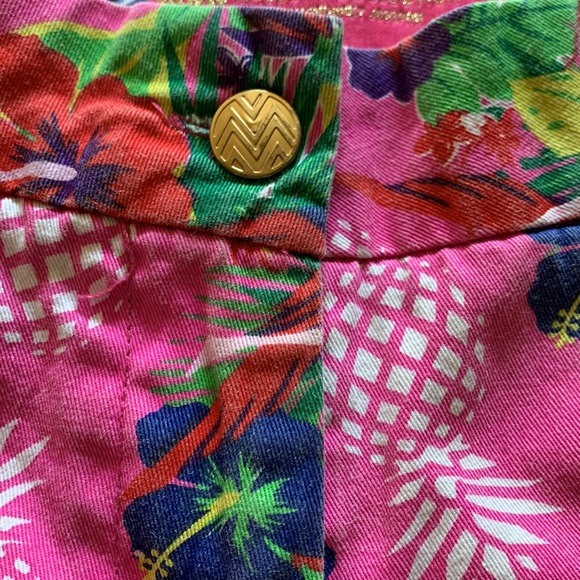 Macbeth Collection - Fun Shorts - Picture 7 of 8